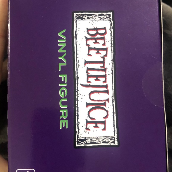 BEETLEJUICE COLLECTIBLE FIGURE NEW - Picture 6 of 7